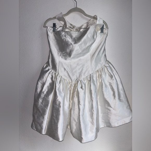 MARE MARE
Drop-waist Fit & Flare Mini Dress In White large - Picture 4 of 7